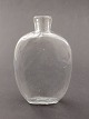 Flask height 
15.5 cm. 19th 
century. No. 
298545
