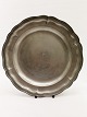 Pewter plate 
dia. 25 cm. 
Simon piston 
Dresden 19th 
century. No. 
298556