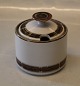 2 pieces in 
stock
Marmelade box 
7 x 9 cm hole 
for spoon + lid 
SELANDIA Danish 
Stoneware 
Desiree ...