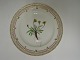 Royal 
Copenhagen 
Flora Danica. 
Lunch plate. 
Design # 3550. 
Diameter 22 cm. 
(1 quality). 
...
