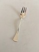 Patricia W&S 
Sorensen Silver 
Cake Fork. 
Measures 13 cm 
/ 5 1/8 in.