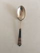 Hans Hansen 
Arvesølv No. 4 
Dinner Spoon. 
19.4 cm L (7 
41/64")