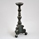 Pewter alter 
candlestick. 
17/18 thC. 
Baroque. 
Profiled stem 
and ball feet. 
Height: 33 cm.