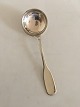 Hans Hansen 
"Susanne" 
Sterling Silver 
Soup Spoon. 
16.5 cm L (6 
1/2")