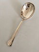 Hans Hansen 
Arvesølv No. 5 
Large Serving 
Spoon in 
Silver. 23.5 cm 
L (9 1/4")