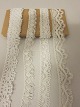 Laces, hand made and Danish
The prices depends on the type, width and length 
These laces shown are only examples and we always have a large choice of laces 
in the shop or in stock
The antique, Danish linen, fustian and laces is our speciality