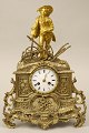 French Console 
watch in 
Bronze, o. 
1840-60.
Box with 
rococo pattern 
and foliage, 
piercings in 
...