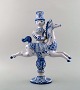 Bjørn Wiinblad keramikfigur fra det blå hus.
Figur / lysestage rytter til hest med plads til et lys.