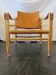 Safari-chair in harness leather
Produced by Aage Bruun & søn
Please note: Discoloration at the seat, missing 
cushion (please see the photos too)