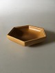 Aluminia Bowl / 
Ashtray. 13.5 
cm diameter (5 
5/16"). 3 cm H 
(1 3/16"). In 
nice condition.