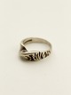 B Hertz 
Copenhagen 
sterling silver 
ring size 52 
organic decor 
Nr. 314611