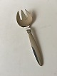 Georg Jensen 
Cactus Sterling 
Silver Sardine 
Fork No 262. 
Measure 13.2 cm 
/ 5 1/13"