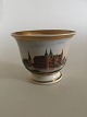 Royal 
Copenhagen 
Antique Cup 
with 
Handpainted 
decoration of 
Frederiksborg 
Castle. In 
excellent ...