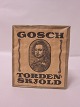 Gosch parcel with "Tordenskjold" matchboxes 
The parcel has never been opened and is with 
original contents and original paper
8,5cm, 7,5cm, 5,5cm
Good condition
We have a large choice of old goods from a grocer 
and the goods are with the original con