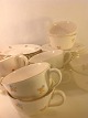 Anna Sofie 
Aluminia.
Die Tasse mit 
Untertasse und
Seitenplatte . 
15,5 cm.
Vorrat 6 ...