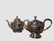Teapots 830S 
and 835S
Left teapot by 
P. Hertz 
Price per 
teapot: 2200 kr
