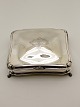A Dragsted 
Copenhagen 
silver in 1918 
card box L. 27 
cm. B. 22 cm. 
weight 2525 gr. 
no. 317874