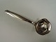 Evald Nielsen. 
No. 37. Silver 
(830). Sauce 
ladle. Length 
18.5 cm.