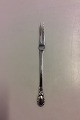 Evald Nielsen 
No 13 Silver 
Serving Fork.
Measures 
17,5cm / 6 7/8"