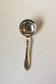 Hertha Cohr 
Silver Plate 
Serving Spoon
Mesaures 20.5 
cm / 8"