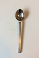 Mads Odgård 
Raadvad 
Stainless Matte 
Dinner Spoon. 
Measures 19.9 
cm / 7/ 53/64 
in.