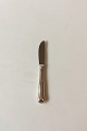 Dobbeltriflet 
Cohr silver 
plate 
Fruit Knife. 
Measures 15.9 
cm / 6 1/4"