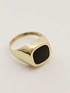 14ct gold ring with onyx sold