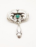 Jugend brooch  with  green  agate