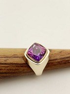 14ct gold  with amethyst