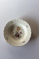 Royal 
Copenhagen 
Frijsenborg 
Deep Plate No. 
1616. Measures 
22,5 cm / 8 
55/64 inch.