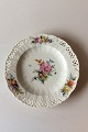 Royal 
Copenhagen 
Saxon Flower 
Dinner-/Fruit 
Plate Premium 
model with 
pierced border
Measures 25 
...