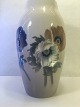 
Beautiful 
Large Vase with 
Motif of French 
Anemones.
Bing & 
Grondahl B & G 
7924 - 243
1. ...