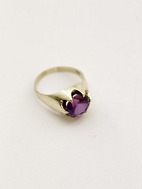 8 karat gold ring size 57 with amethyst sold