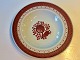 Beautiful red 
Tranquebar 
little deep 
plate in 
faience # 
13/1847, 21,5cm 
in diameter 
from Royal ...
