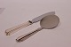 Cake knife and 
cake server in 
Derby 1.
If single 
items are to be 
purchased 
please contact 
us ...