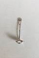 Cream Ladle in 
Silver Strand. 
W. & S. 
Sørensen
Measures 12.5 
cm / 4 59/64 
in.