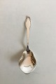 Frijsenborg 
Silver Serving 
Spoon W. & S. 
Sørensen
Measures 22.5 
cm / 8 55/64 
in.