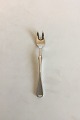 Patricia W&S 
Sorensen Silver 
with Stainless 
Steel Cold Meat 
Fork. Measures 
13.4 cm / 5 
9/32 in.