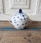 Bing & Grondahl 
Blue 
traditional 
(Blue Fluted) 
sugar bow
No. 94
Height 12 cm.
Factory first 
- ...