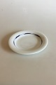Royal 
Copenhagen 
Sirius Cake 
Plate No 617. 
Measures 17.8 
cm / 7 1/64 in. 
Designed by 
Alev Siesbye