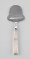 Horsens Denmark: "Funkis III". Cheese slicer.
Art deco silver cutlery 1953.