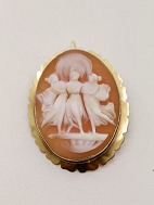 Cameo with 18 carat gold