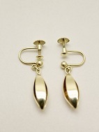 14 karat 585 gold earrings sold