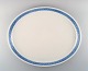 Blå Vifte Royal Copenhagen porcelæn spisestel. Kongelig porcelæn.
Meget stort serveringsbakke nr. 11546.