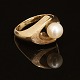 Ole Lynggard, Denmark: Ring with pearl. 14ct Gold. Ringsize: 55