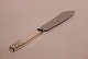 Cake knife in 
the pattern 
Rune by Georg 
Jensen of 
hallmarked 
silver.
25 cm.