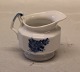 8652-10 Small 
Creamer 7.5 cm 
/ 4 oz (392)  
Royal 
Copenhagen Blue 
FLower Angular 
In mint and 
nice ...