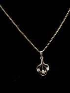 14ct white gold necklace with pendant
