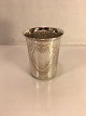 Silver cup.
silver 830s
maker's mark. 
HF
Height: 7 cm. 
weight: 37.5 
grams.
contact 
telephone ...
