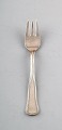 Cohr cake fork, 
Old Danish 
silver cutlery 
(830). 1940's.
4 pcs. in 
stock.
Measures 13 
...